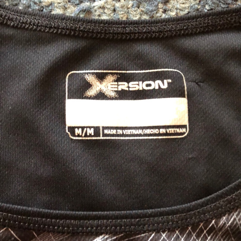 Xersion quick dry medium tank top. - Picture 2 of 4